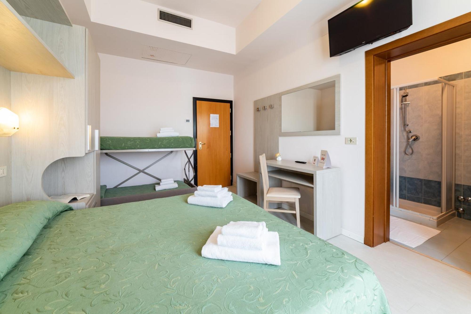 Hotel Royal Cattolica Exterior photo