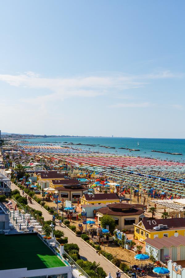 Hotel Royal Cattolica Exterior photo