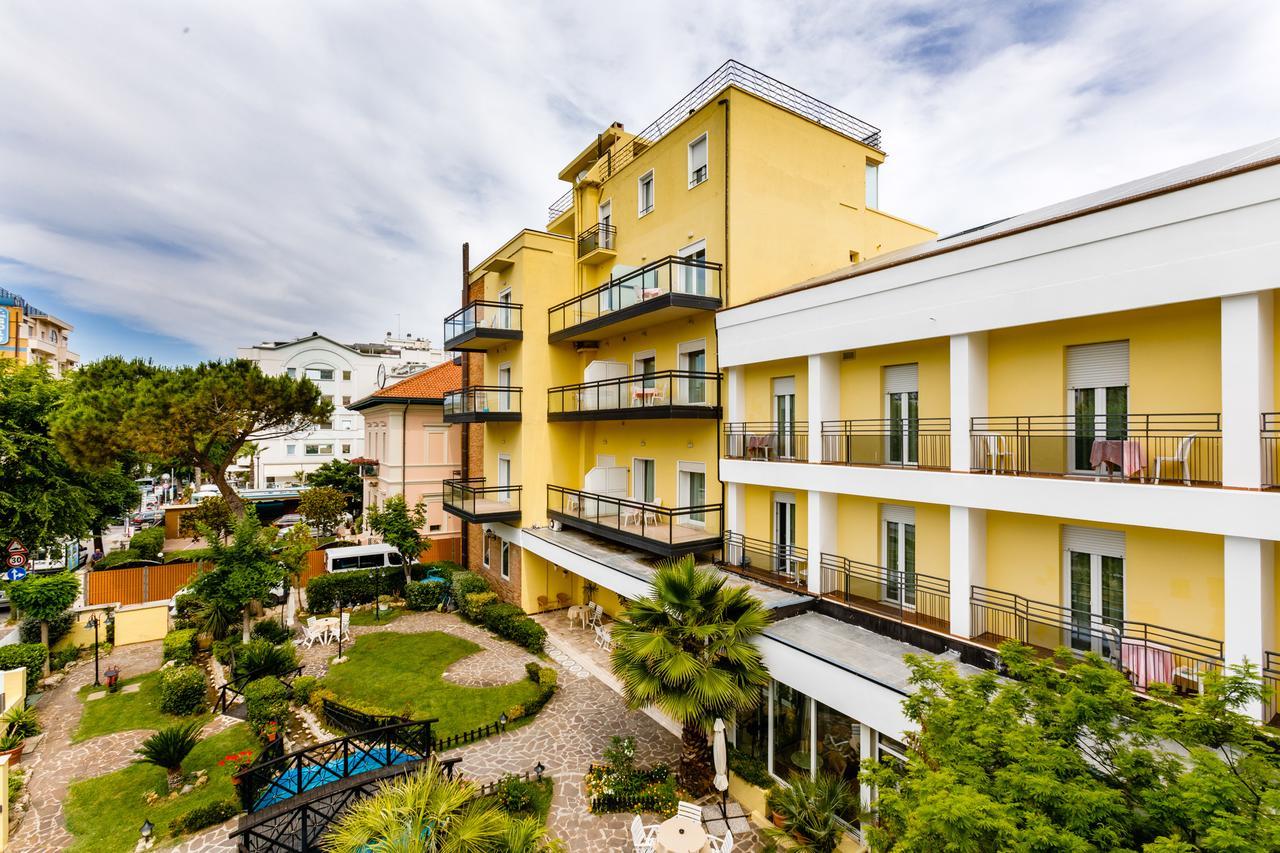 Hotel Royal Cattolica Exterior photo